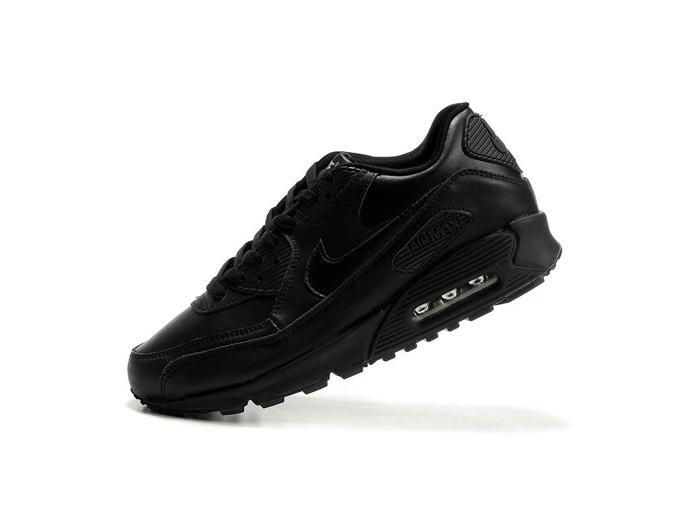 Max черный. Nike Air Max 90 Black. Nike Air Max 90 ltr Black. Nike Air Max 90 черные кожаные. Мужские кроссовки Nike Air Max 90.