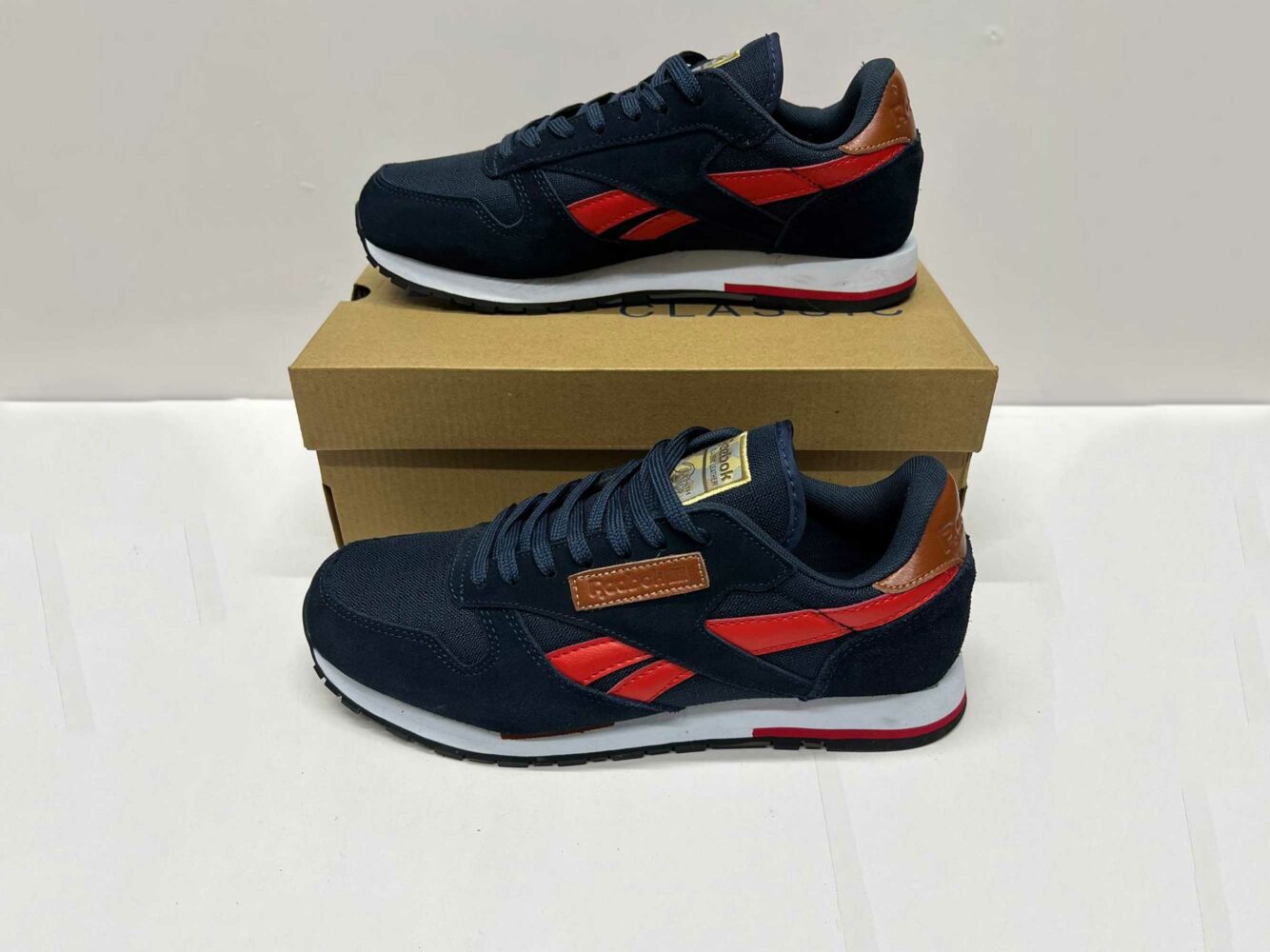 Reebok Classic Utility suede blue red интернет магазин.