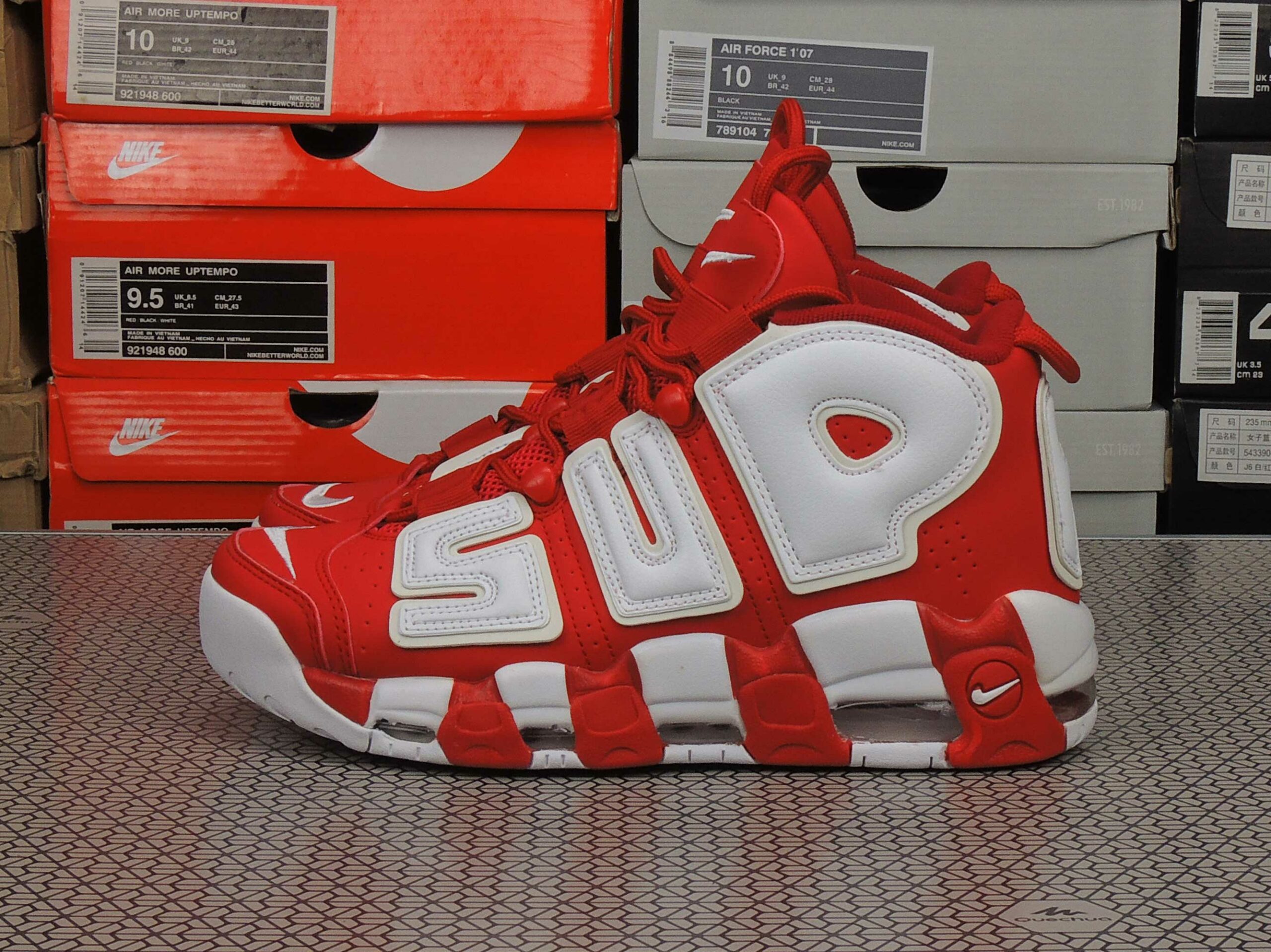 supreme air uptempo red