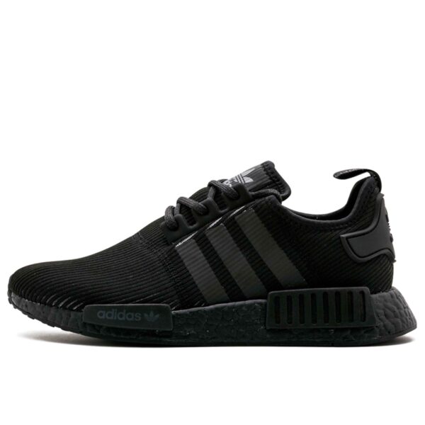 adidas nmd r1 triple black