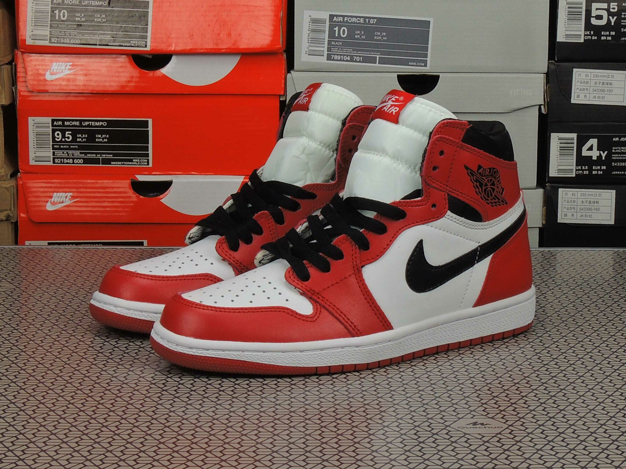 Nike Air Jordan 1 Retro High og Red