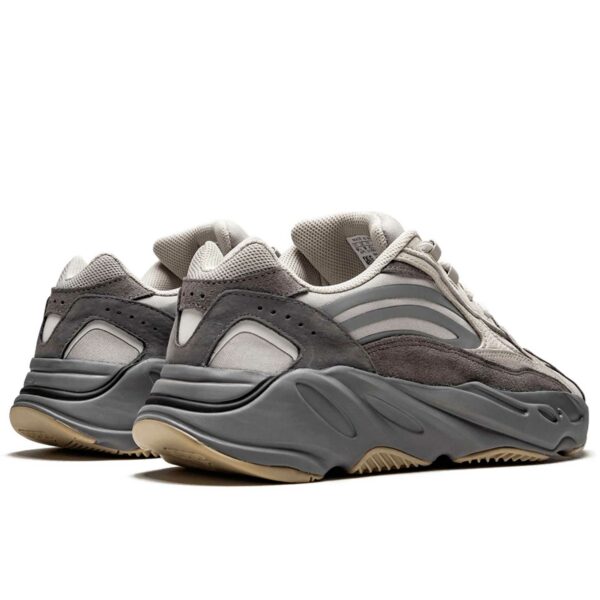 adidas yeezy boost 700 v2 tephra FU7914