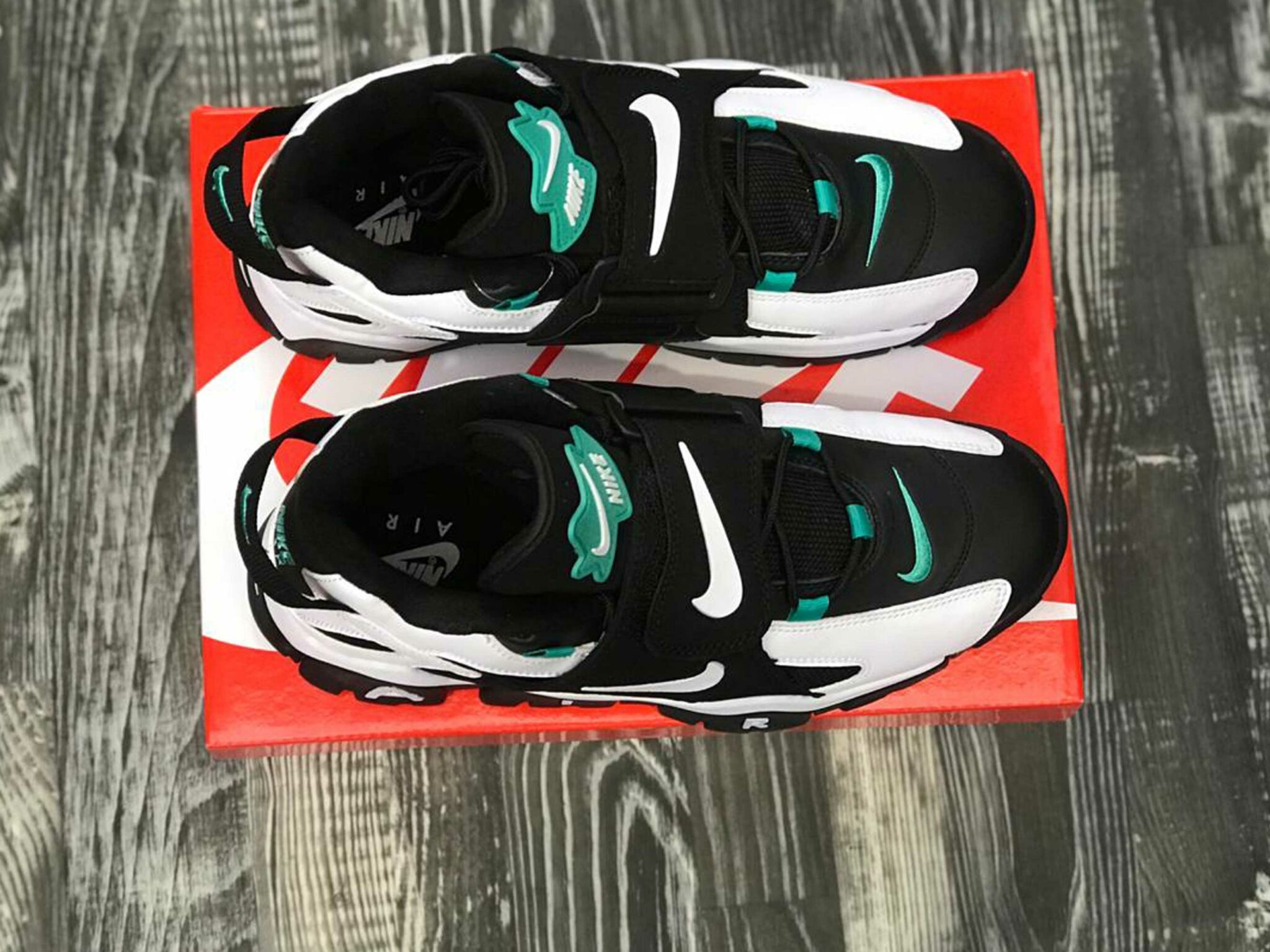 nike barrage cabana