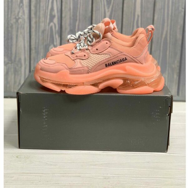 balenciaga triple s peach cream