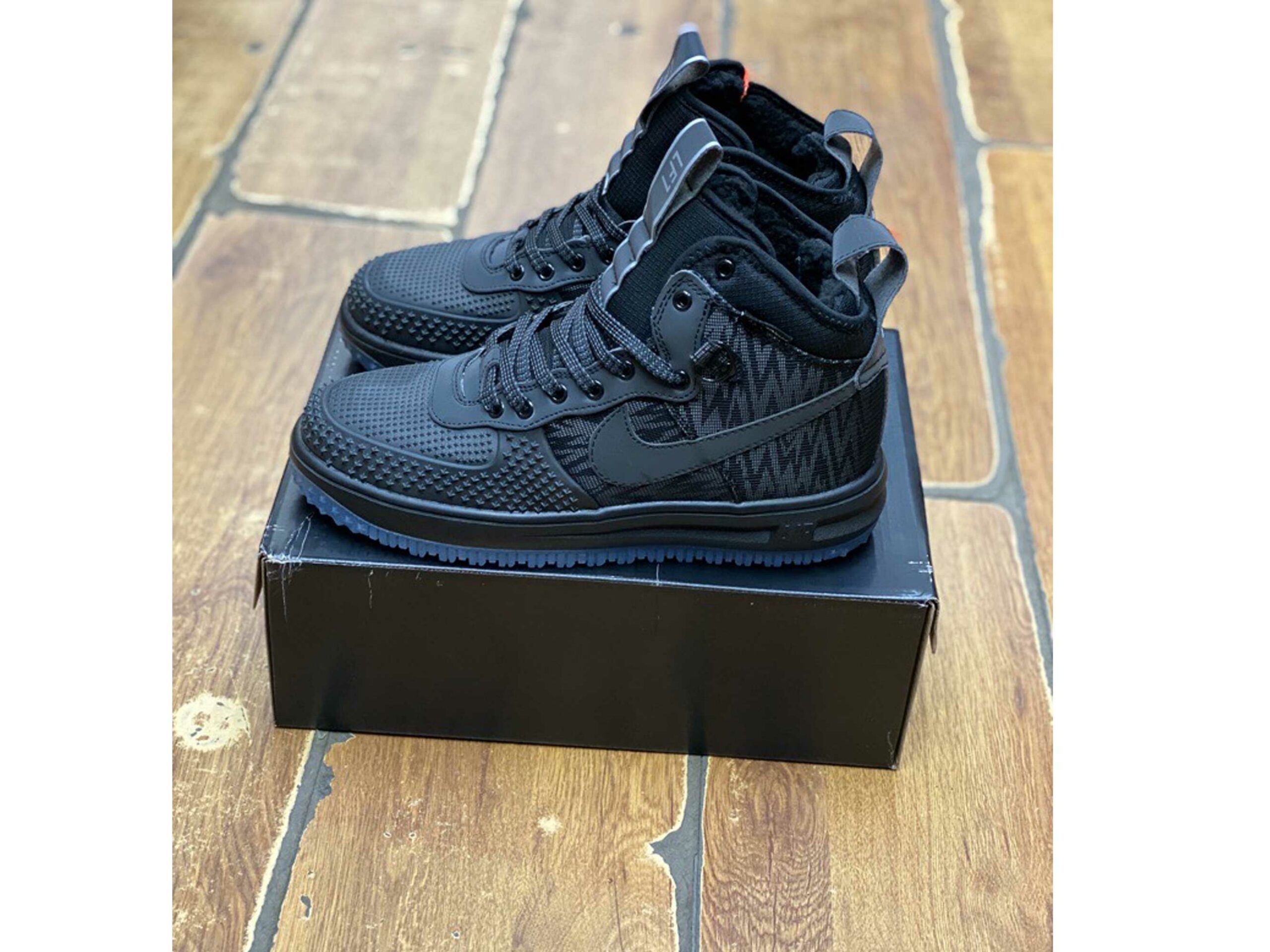 nike air force 1 duck boots