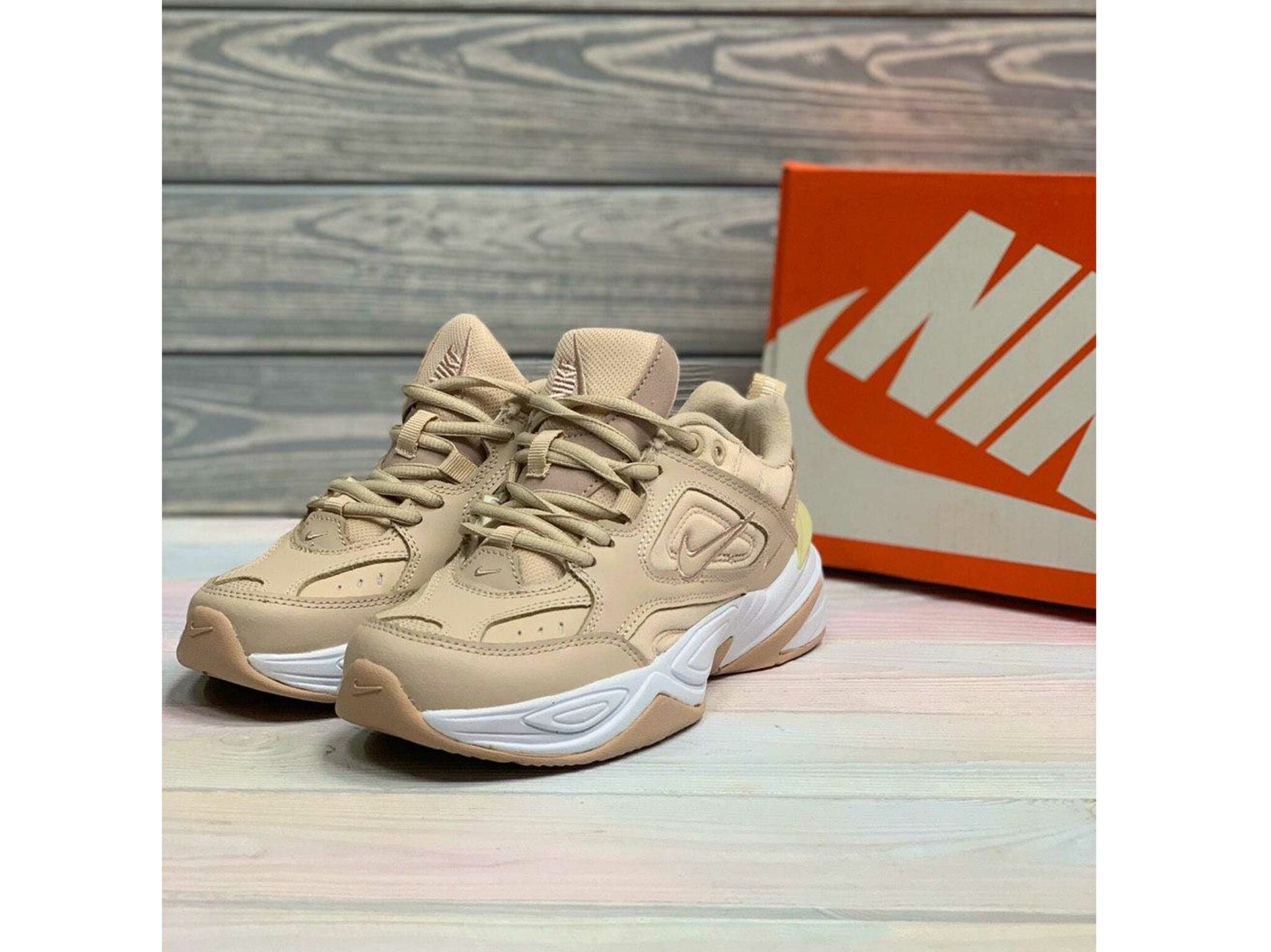 beige nike tekno