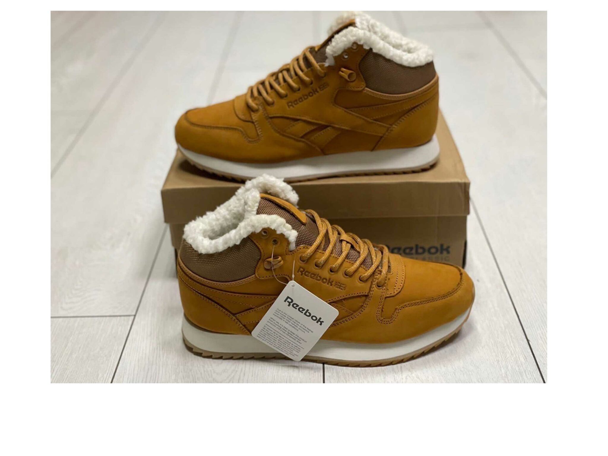 reebok classic leather mid goretex