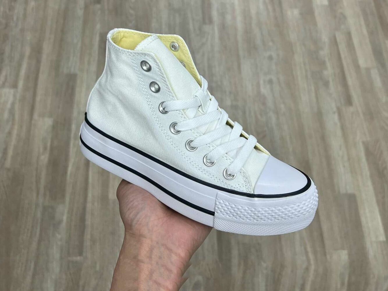 Converse Chuck Taylor All Star Lift all white