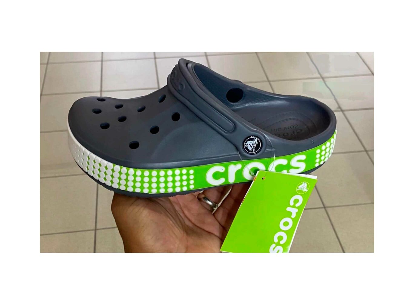 crocs bayaband logo motion clog black green 205087 купить