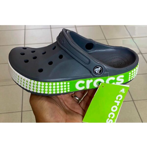 crocs bayaband logo motion clog black green 205087 купить