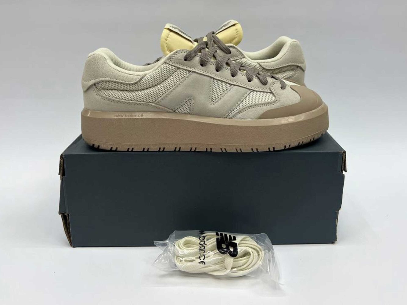 New Balance 302 beige bone CT302WB купить