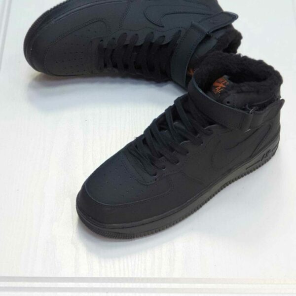 nike air force 1 mid all black winter