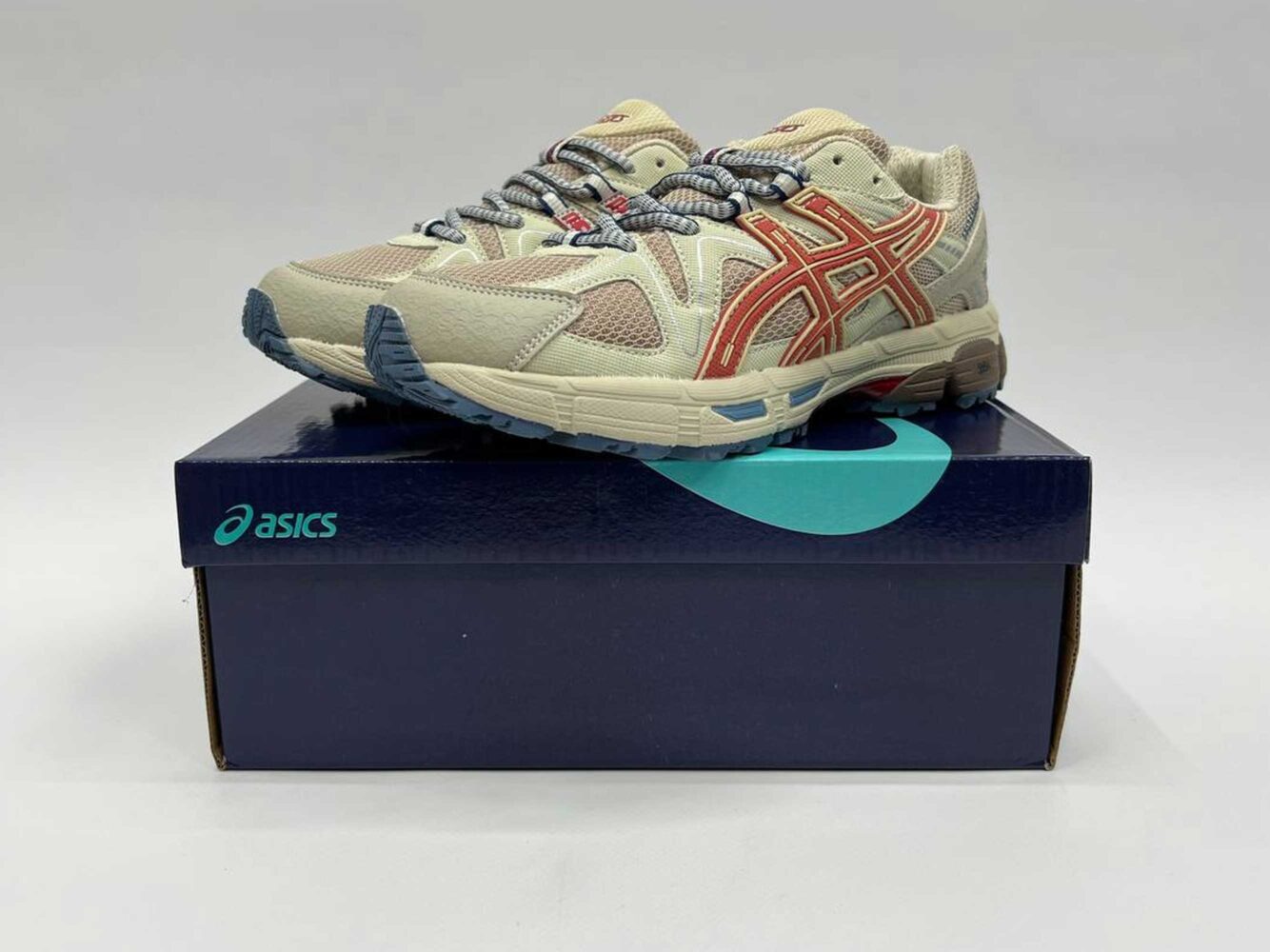 asics gel kahana 8 beige red 1011B109-200 купить