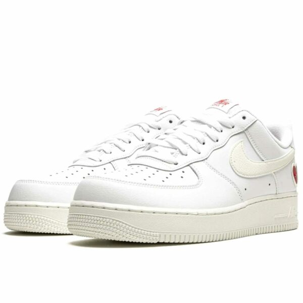 nike air force 1 low valentines day 2021 DD7117_100