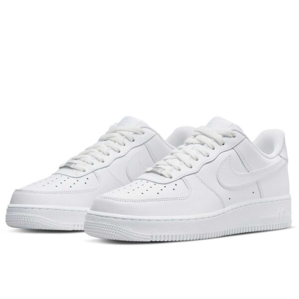 Nike Air Force 1 Low 07 Triple White CW2288_111