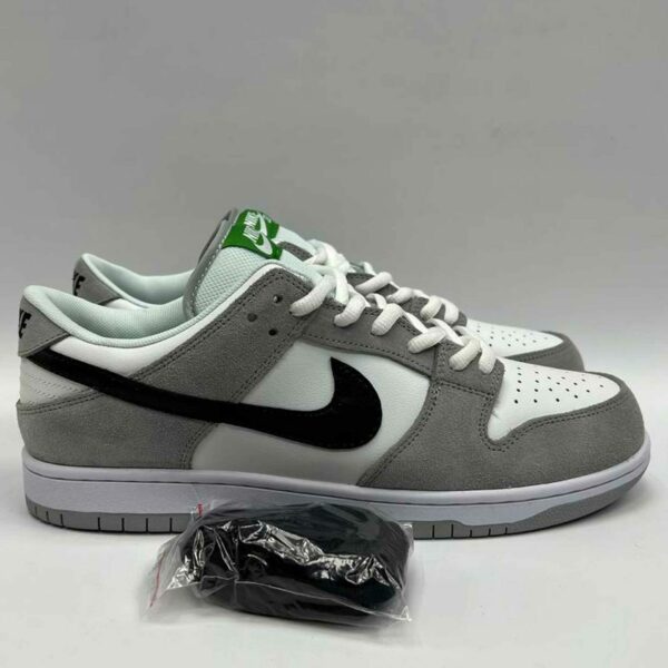 nike dunk low grey white black