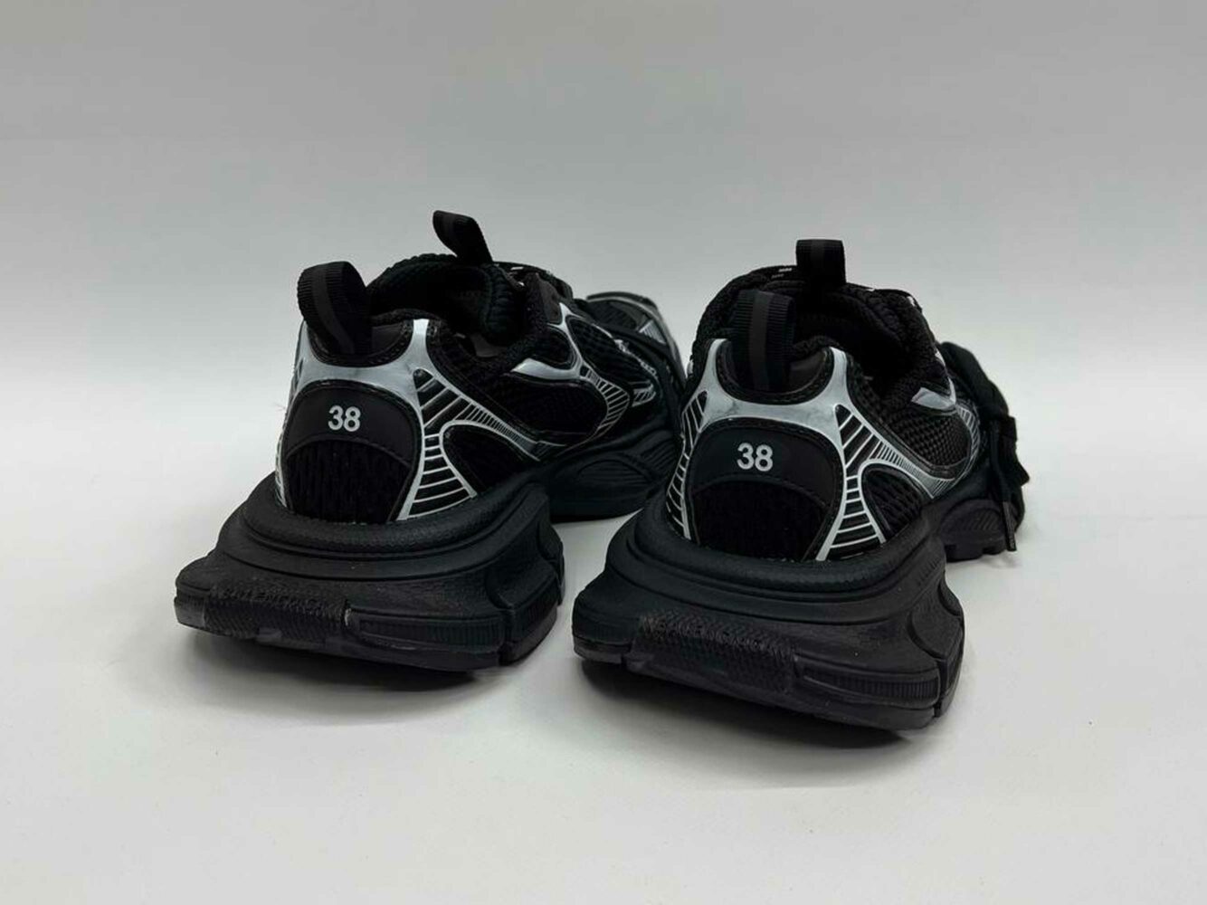 balenciaga 3XL sneaker in black 734734W3XL11090 купить