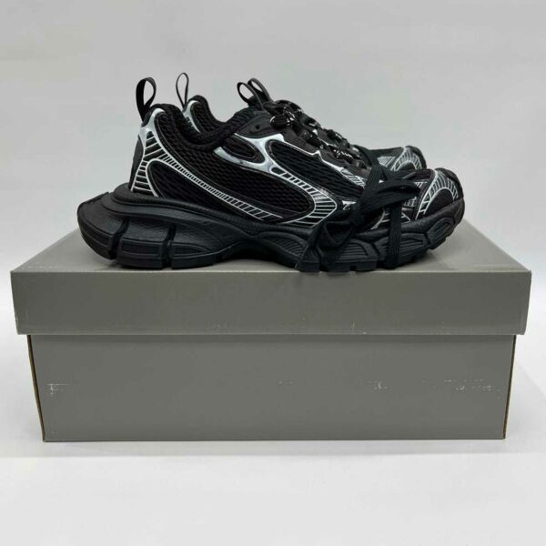 balenciaga 3XL sneaker in black 734734W3XL11090