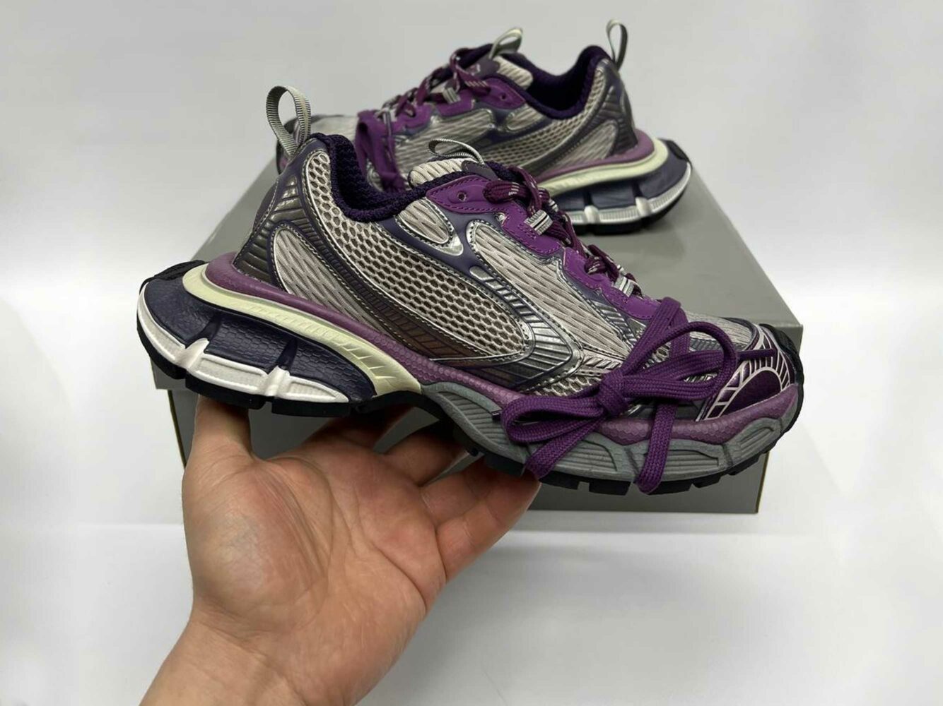 balenciaga 3XL sneaker in purple 734731W3XL51269 купить