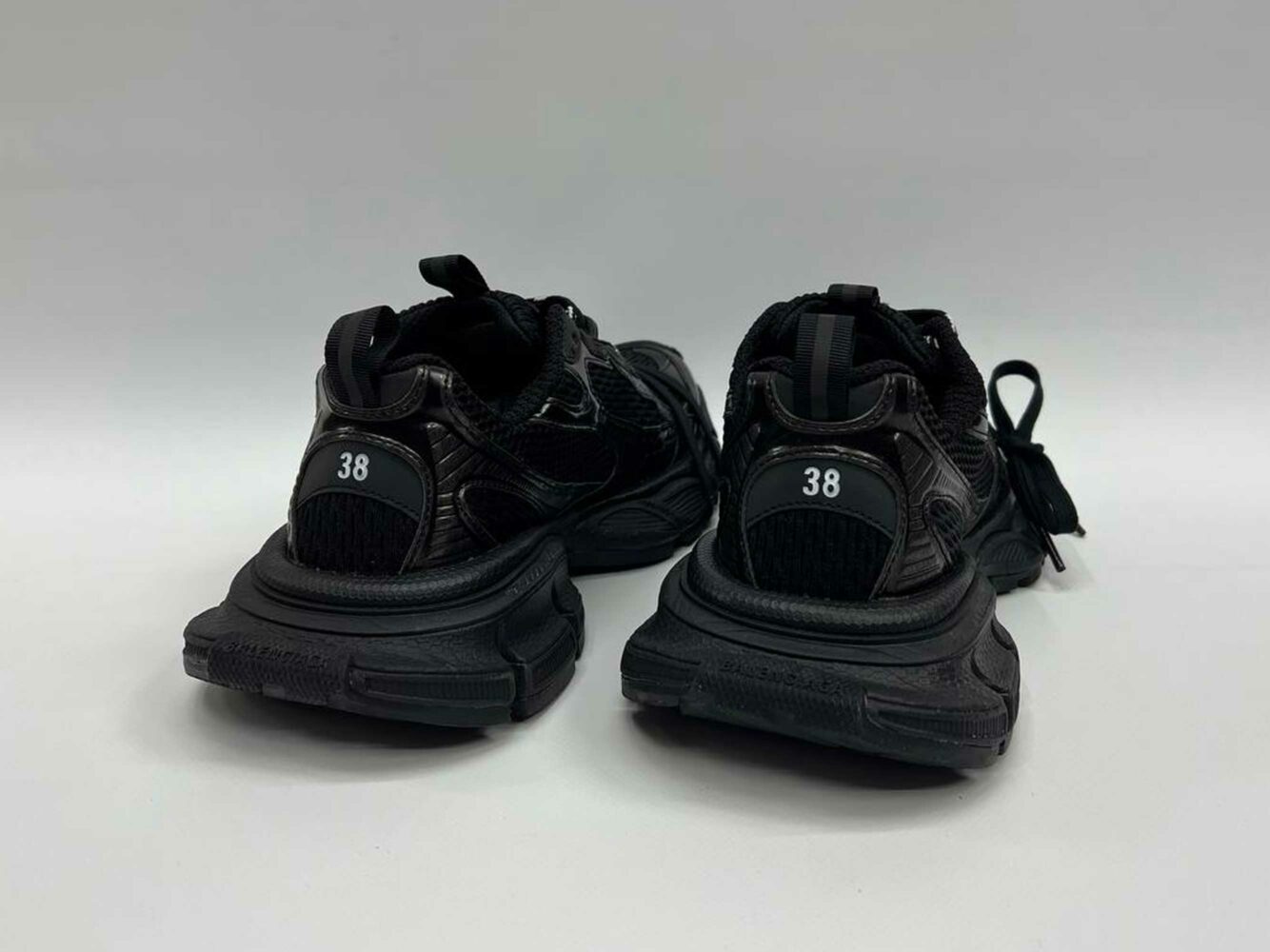 balenciaga 3xl sneaker in black 734731W3XL11010 купить