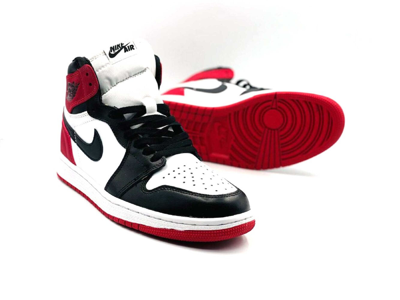 Nike Air Jordan 1 High Satin Black Toe Winter купить