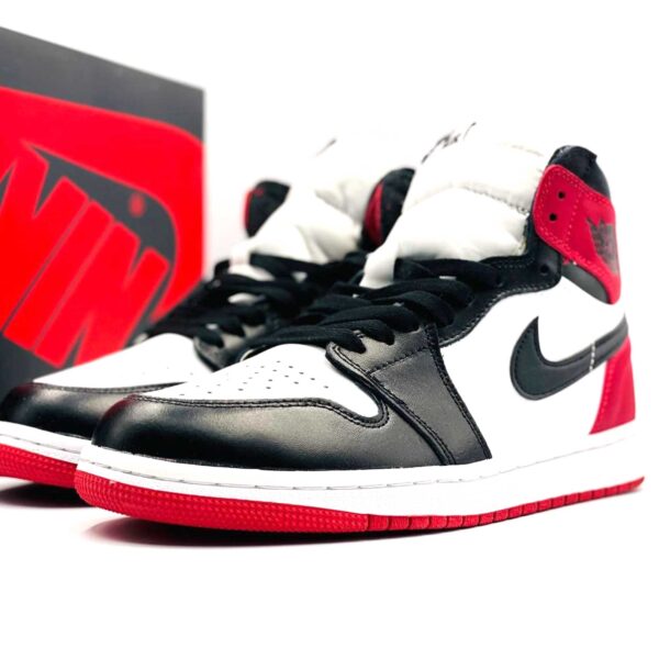 Nike Air Jordan 1 High Satin Black Toe Winter