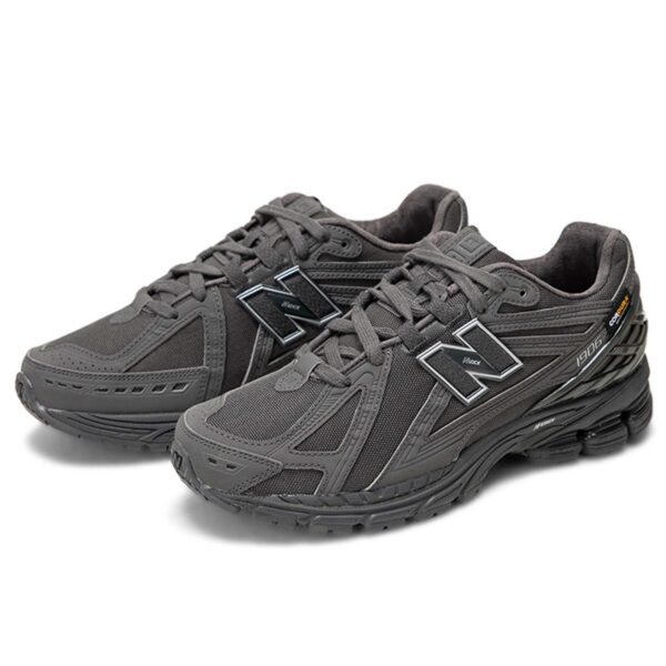 new balance 1906R cordura magnet M1906RU