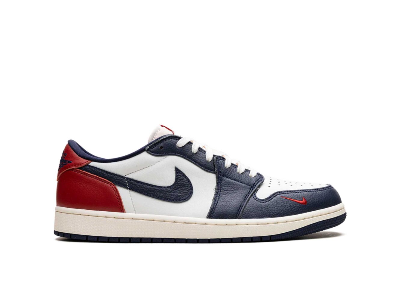 Air Jordan 1 Retro Low OG Howard Universit HQ2993_100 купить