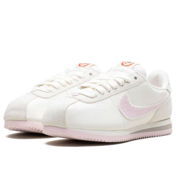 Nike Cortez WMNS Valentine’s Day 2025 HV6012